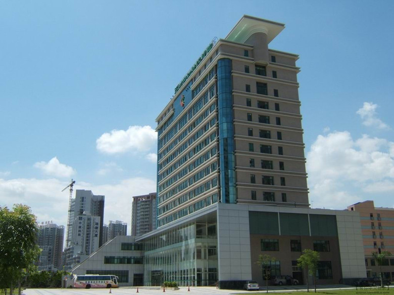<b>深圳妇幼保健院污水处理工程 ——500吨/日MBR</b>